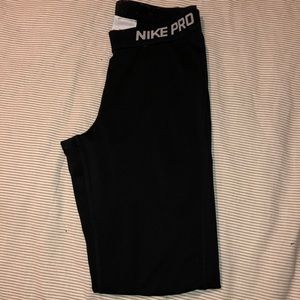 Nike Dri-Fit Leggings ••• M